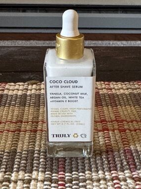 TRULY Coco Cloud After Shave Serum - White & Gold